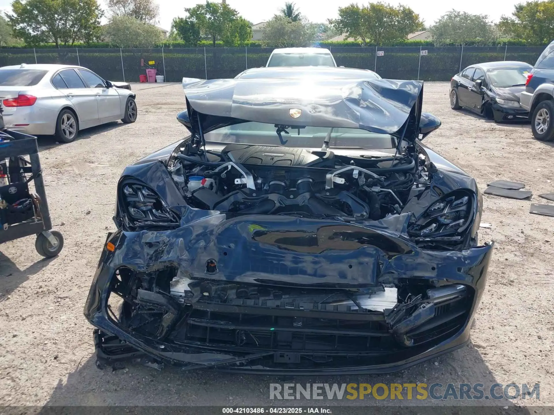 13 Photograph of a damaged car WP0AG2A74ML147997 PORSCHE PANAMERA 2021