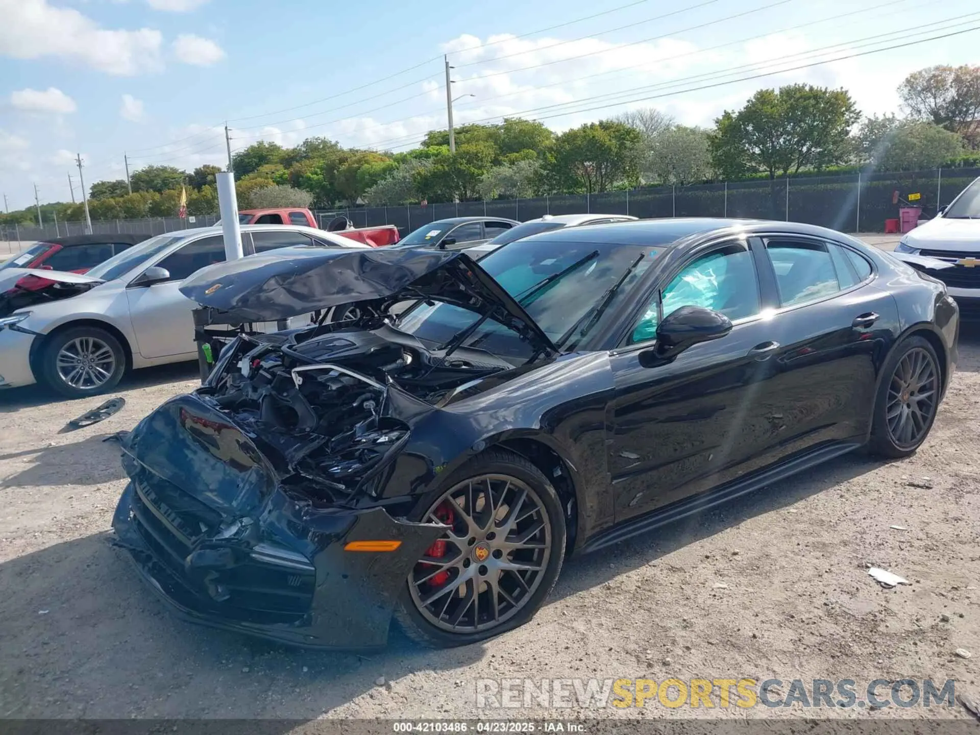 2 Photograph of a damaged car WP0AG2A74ML147997 PORSCHE PANAMERA 2021