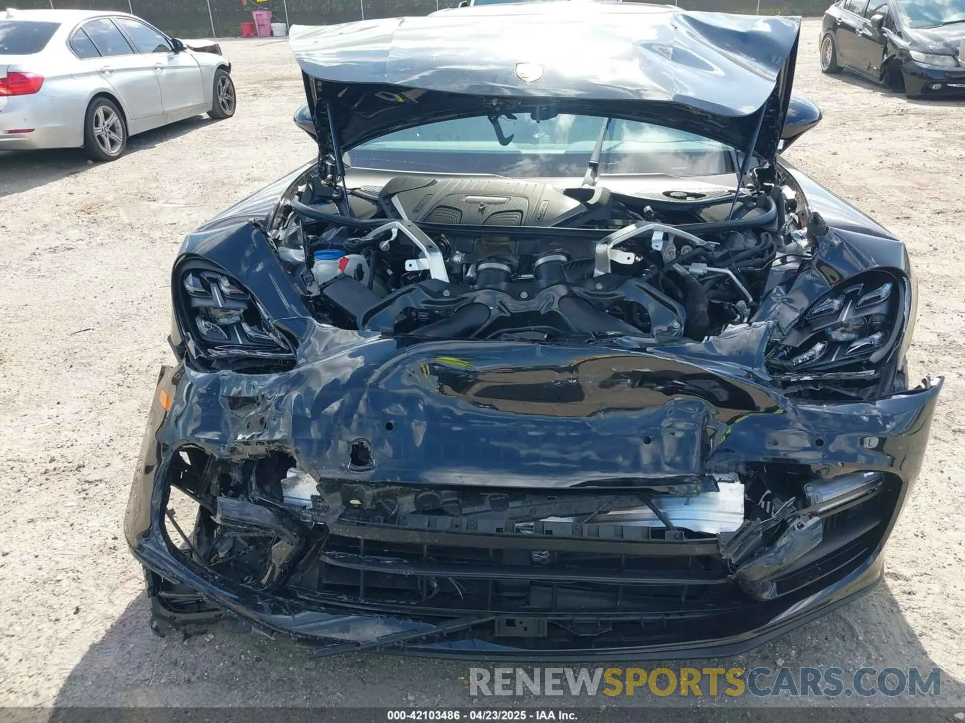 6 Photograph of a damaged car WP0AG2A74ML147997 PORSCHE PANAMERA 2021