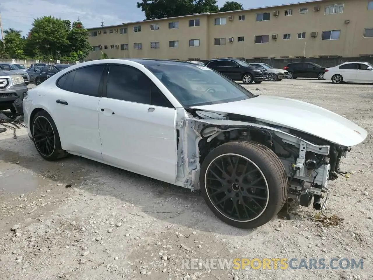 4 Photograph of a damaged car WP0AJ2A72ML112876 PORSCHE PANAMERA 2021