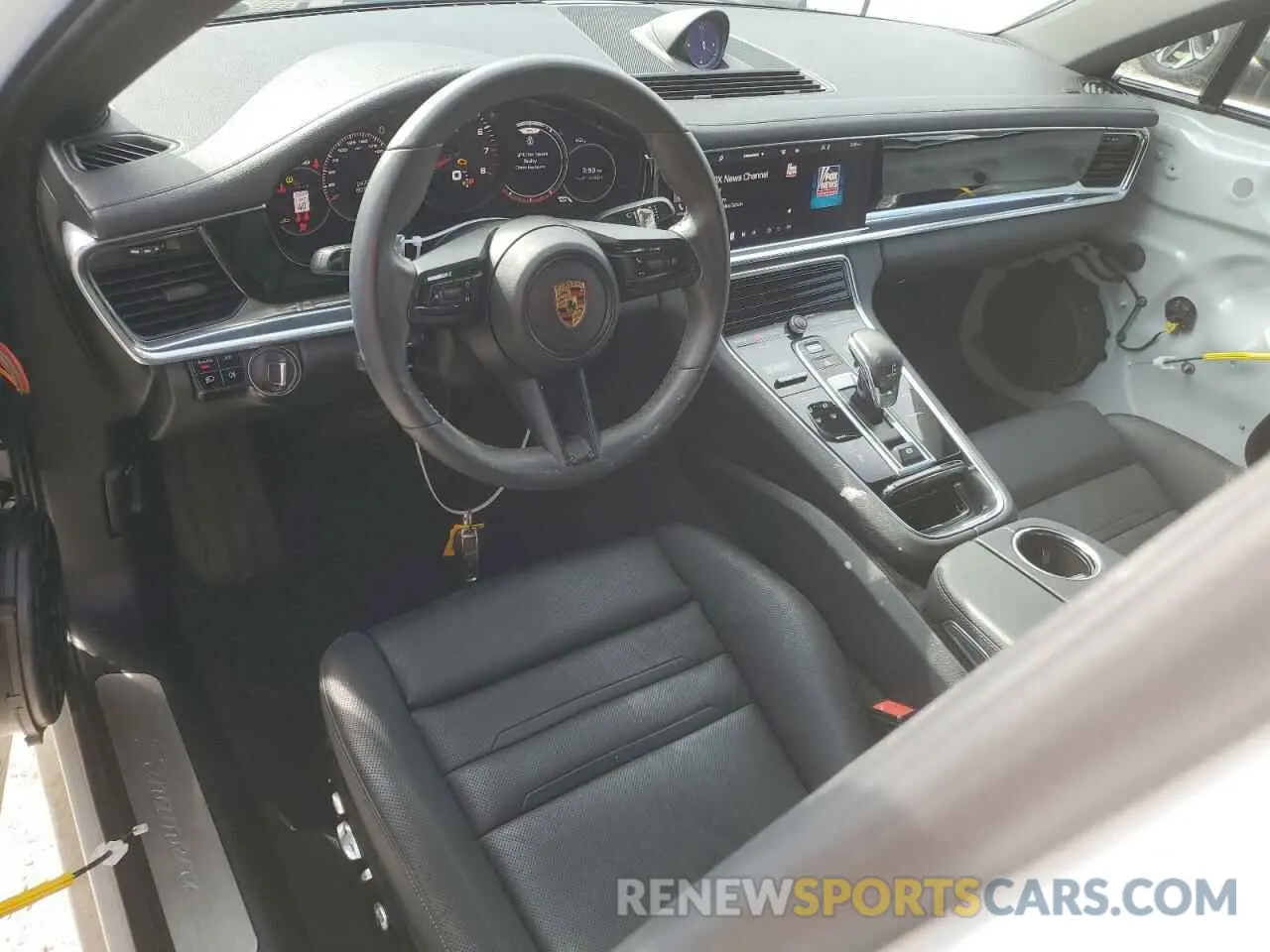 8 Photograph of a damaged car WP0AJ2A72ML112876 PORSCHE PANAMERA 2021