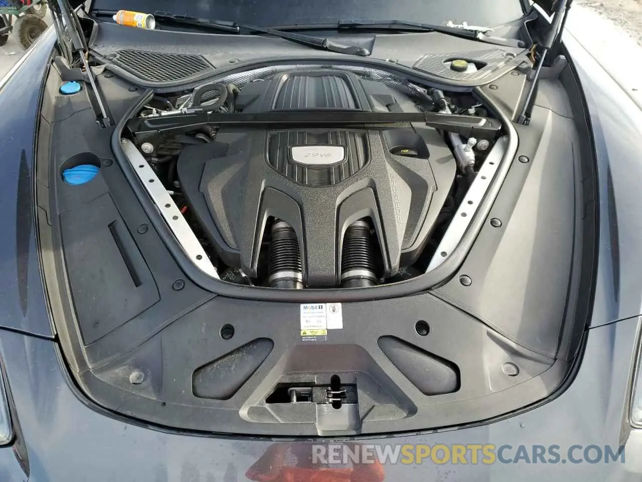 11 Photograph of a damaged car WP0AJ2A75ML116047 PORSCHE PANAMERA 2021