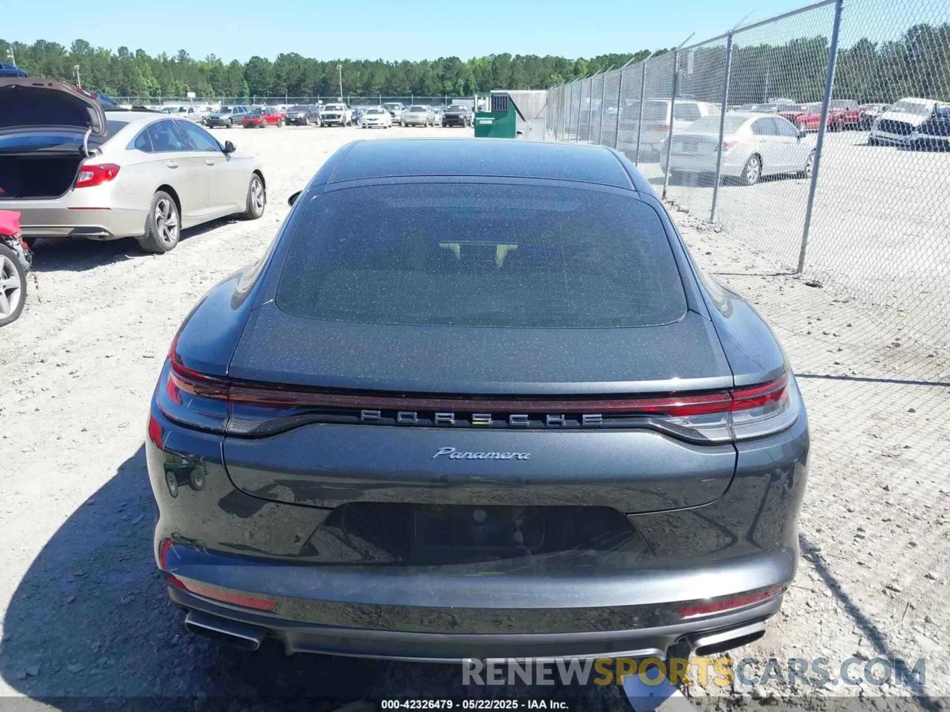 16 Photograph of a damaged car WP0AJ2A7XML121440 PORSCHE PANAMERA 2021