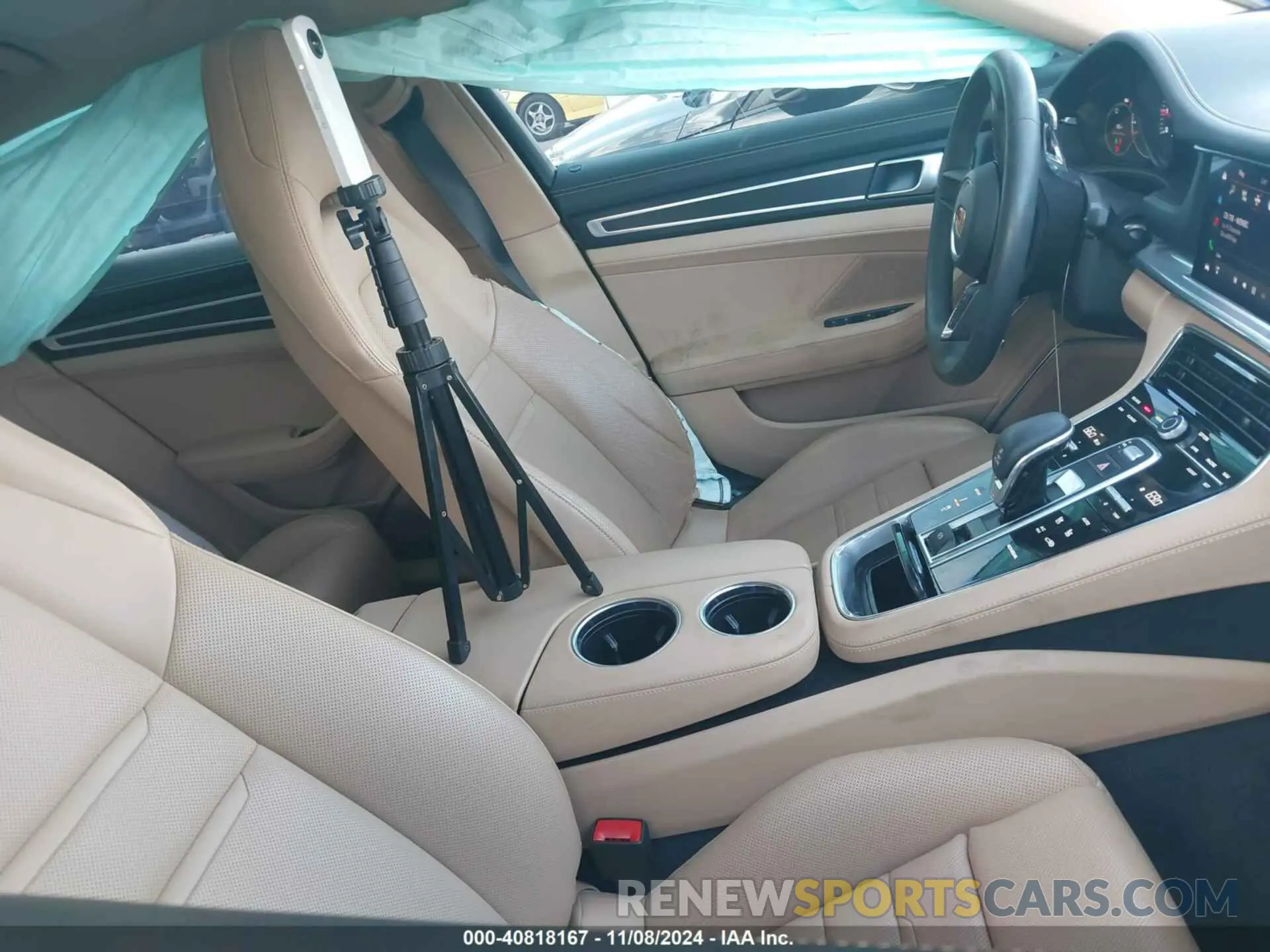 5 Photograph of a damaged car WP0AJ2A72PL101140 PORSCHE PANAMERA 2023