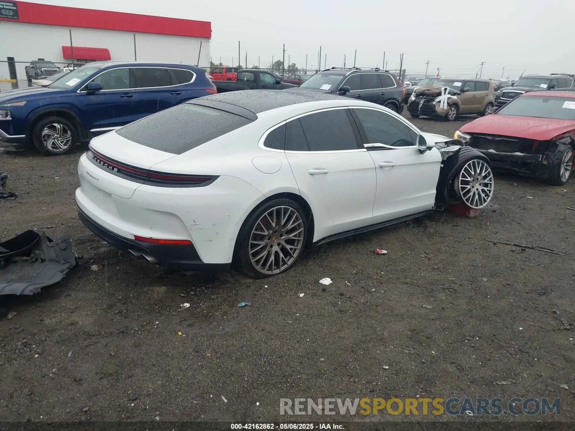 4 Photograph of a damaged car WP0AA2YA8SL000257 PORSCHE PANAMERA 2025