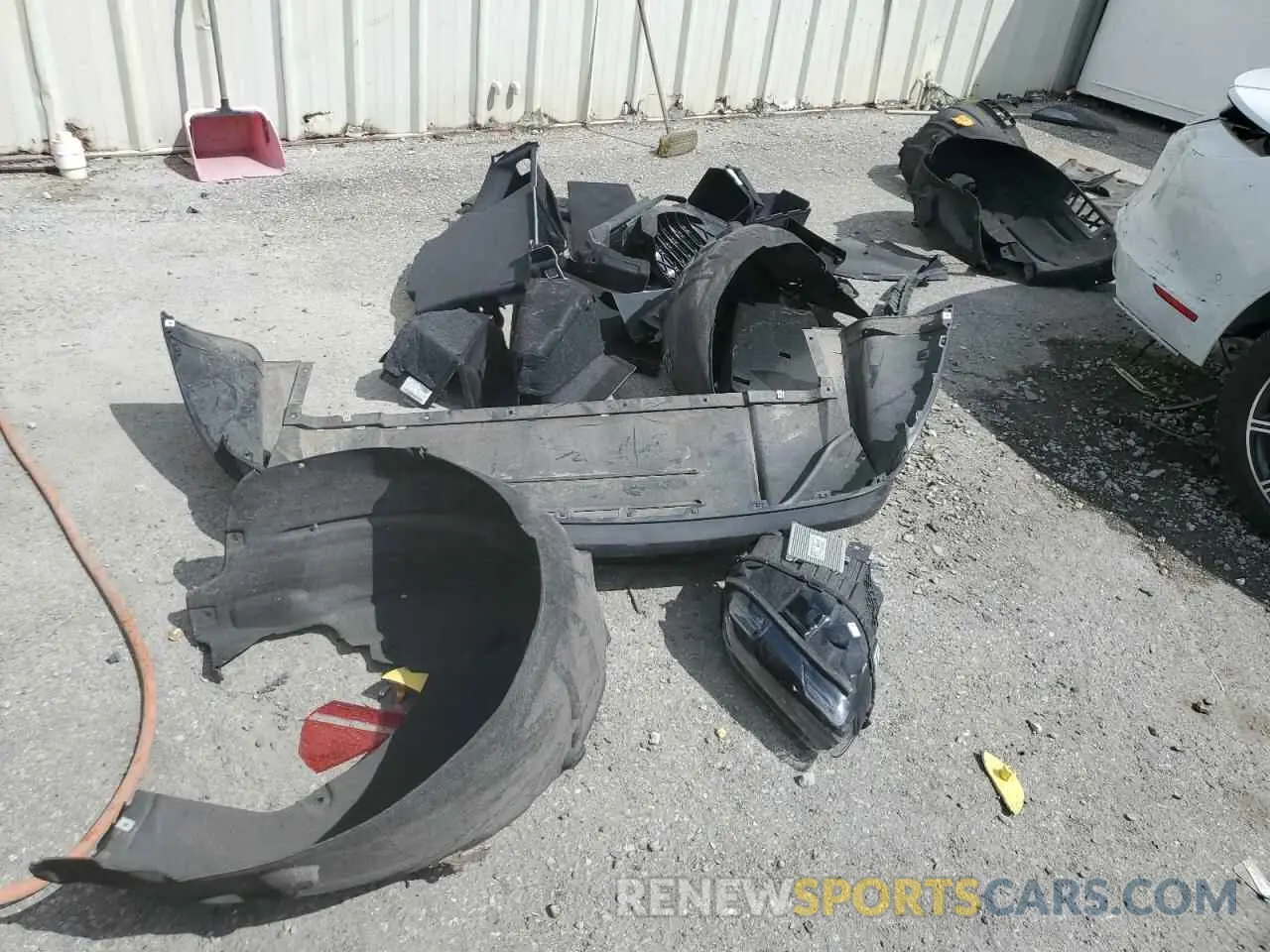 12 Photograph of a damaged car WP0AB2Y12LSA51793 PORSCHE TAYCAN 2020