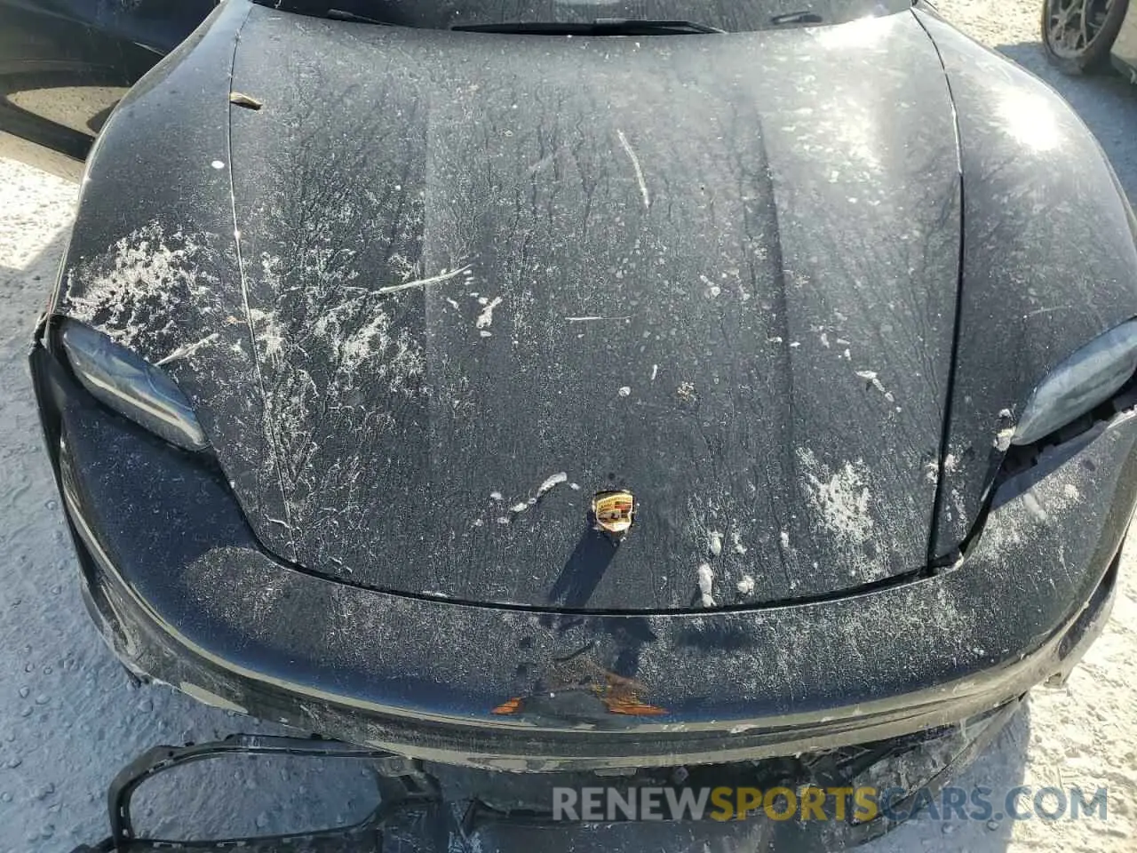 11 Photograph of a damaged car WP0AC2Y18LSA70751 PORSCHE TAYCAN 2020