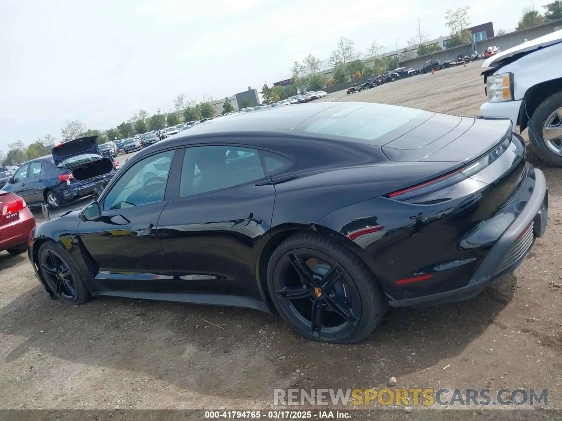 14 Photograph of a damaged car WP0AA2Y14MSA17231 PORSCHE TAYCAN 2021
