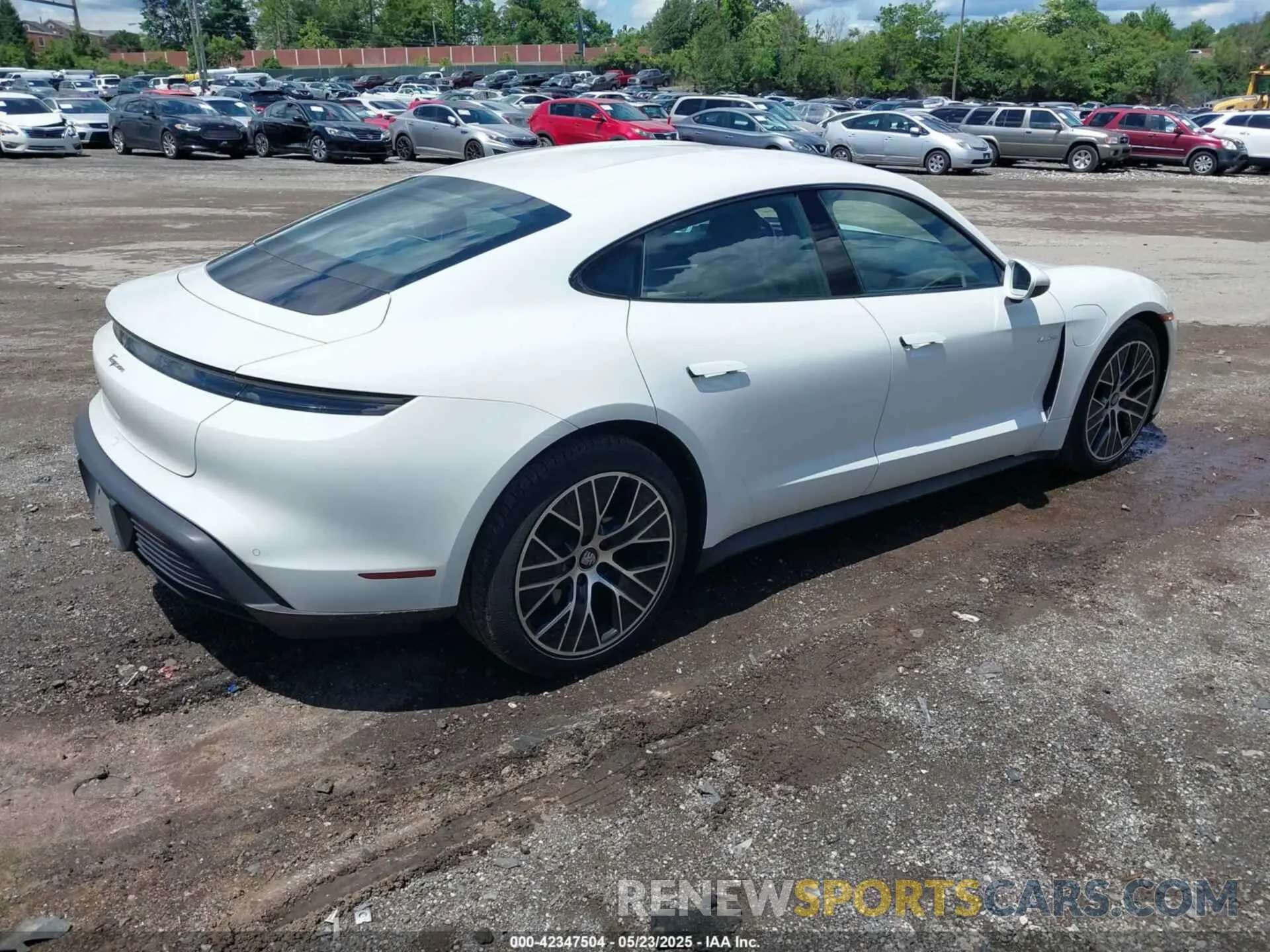 4 Photograph of a damaged car WP0AA2Y16MSA16176 PORSCHE TAYCAN 2021