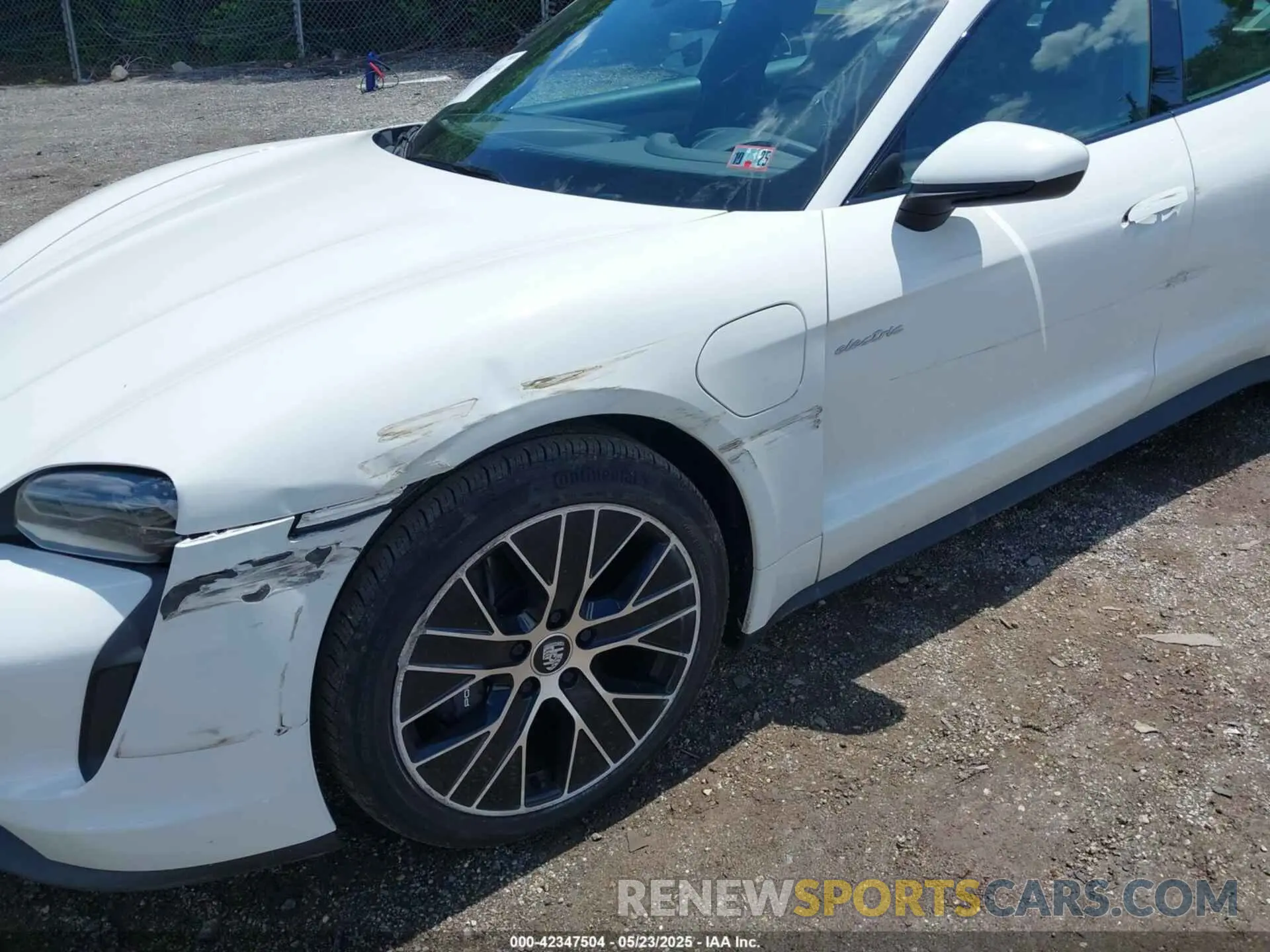 6 Photograph of a damaged car WP0AA2Y16MSA16176 PORSCHE TAYCAN 2021
