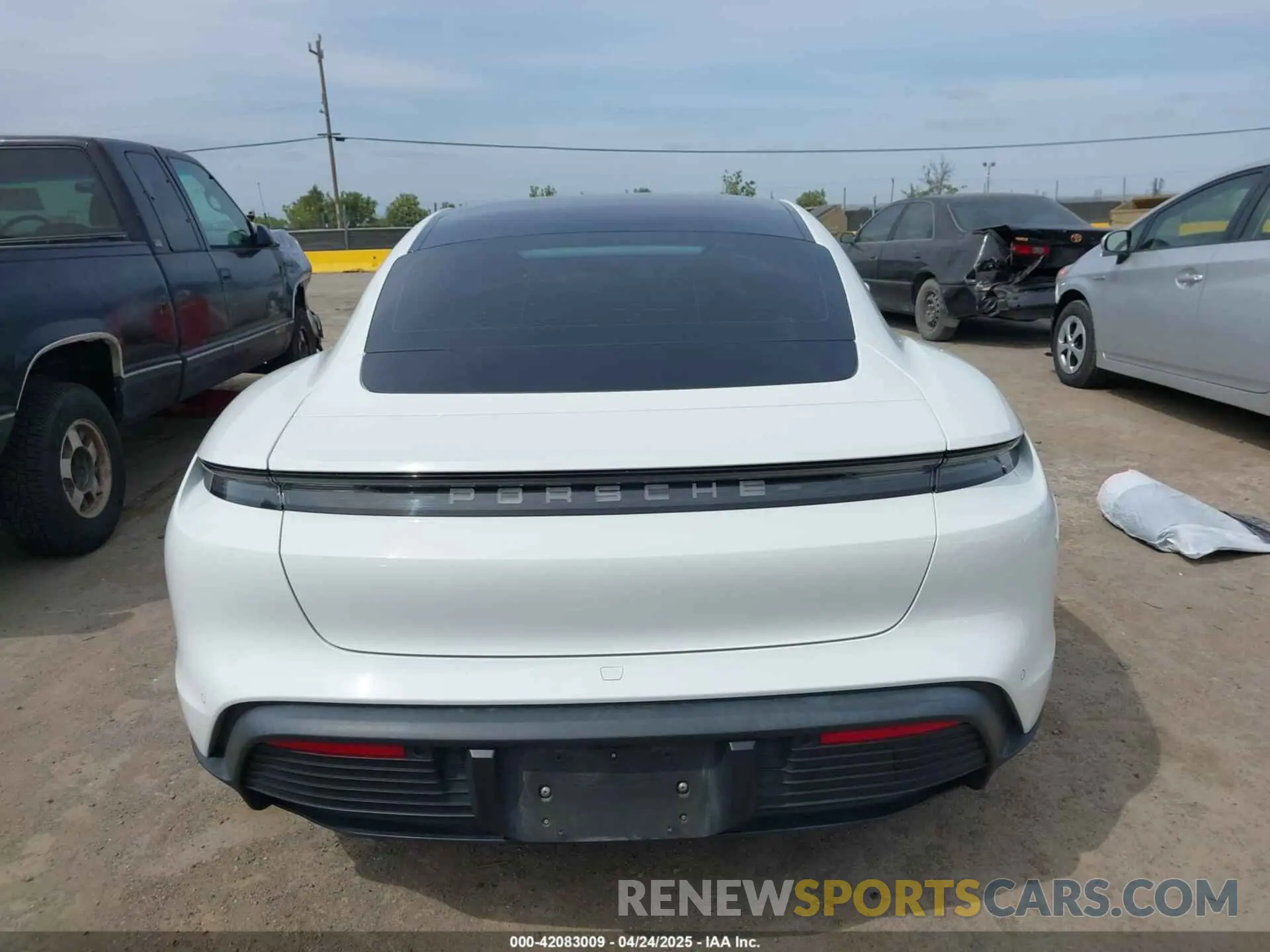 15 Фотография поврежденного автомобиля WP0AA2Y12NSA13356 PORSCHE TAYCAN 2022