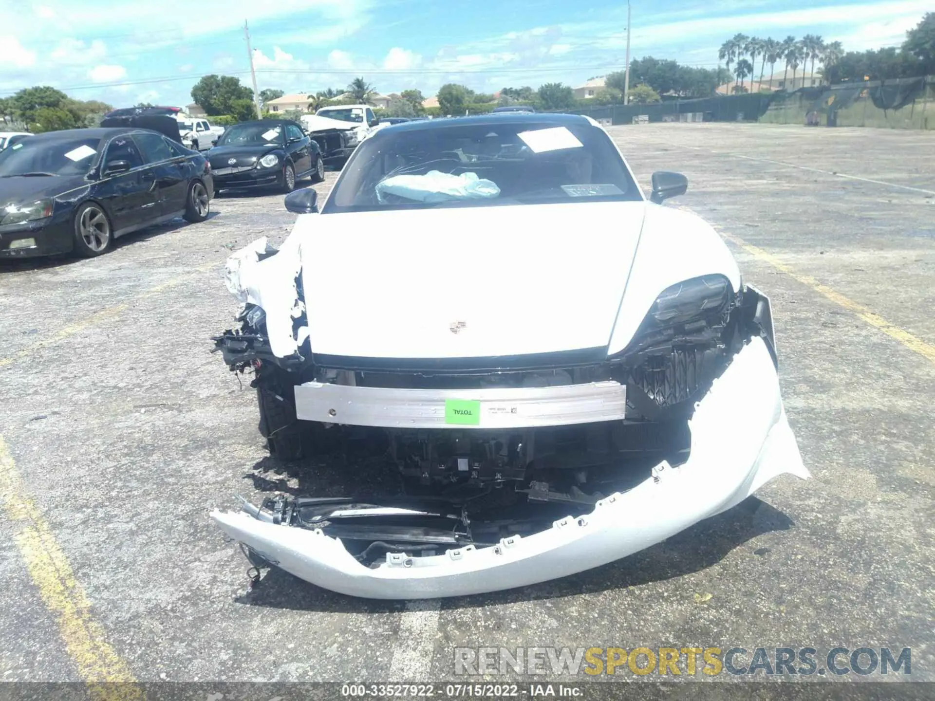 6 Photograph of a damaged car WP0AB2Y12NSA43535 PORSCHE TAYCAN 2022