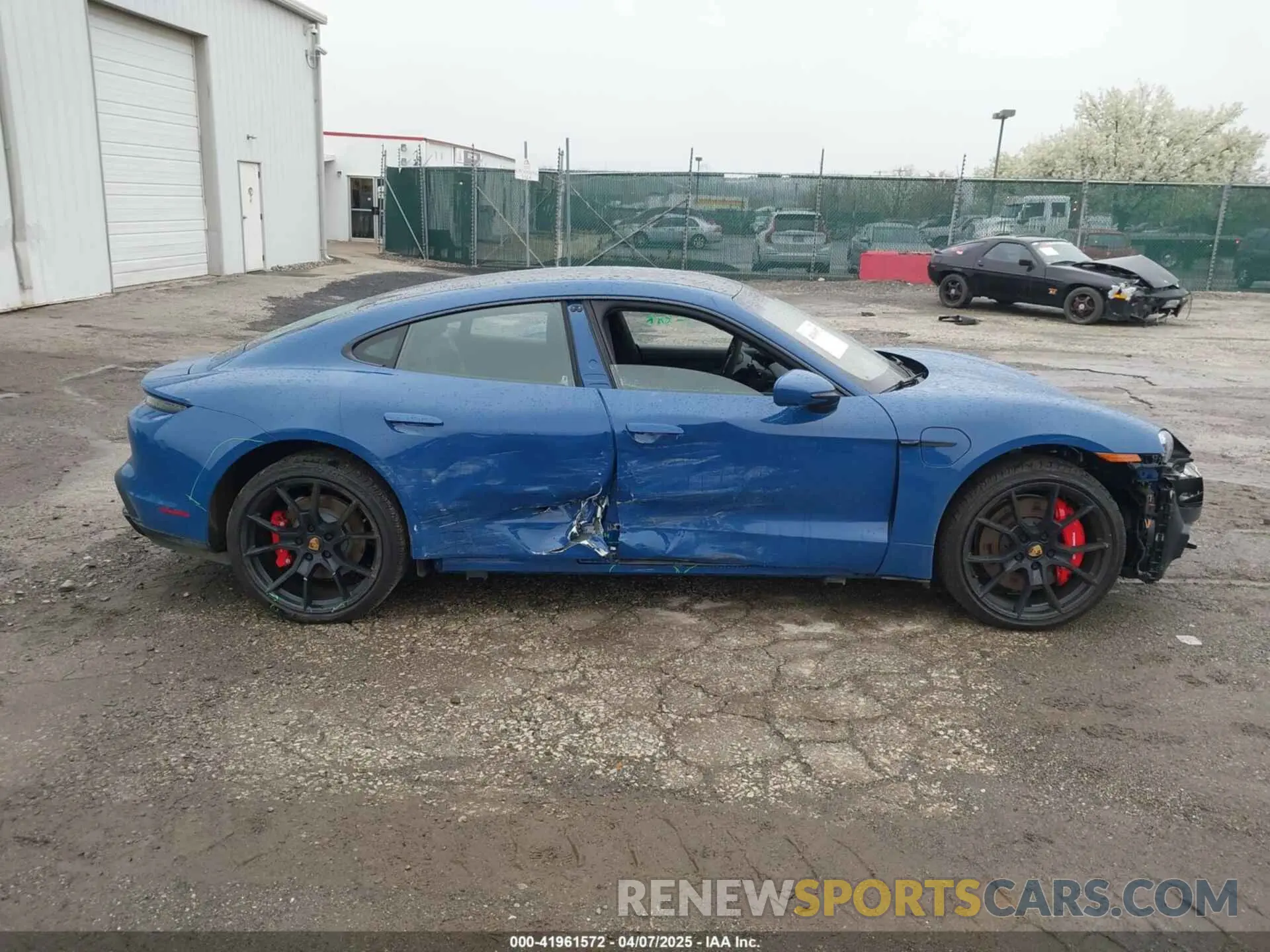 14 Photograph of a damaged car WP0AD2Y17NSA59692 PORSCHE TAYCAN 2022