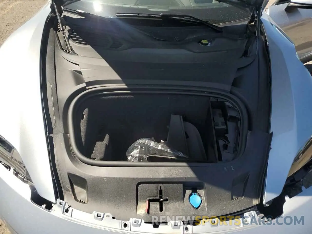 11 Photograph of a damaged car WP0AA2Y11SSA09777 PORSCHE TAYCAN 2025