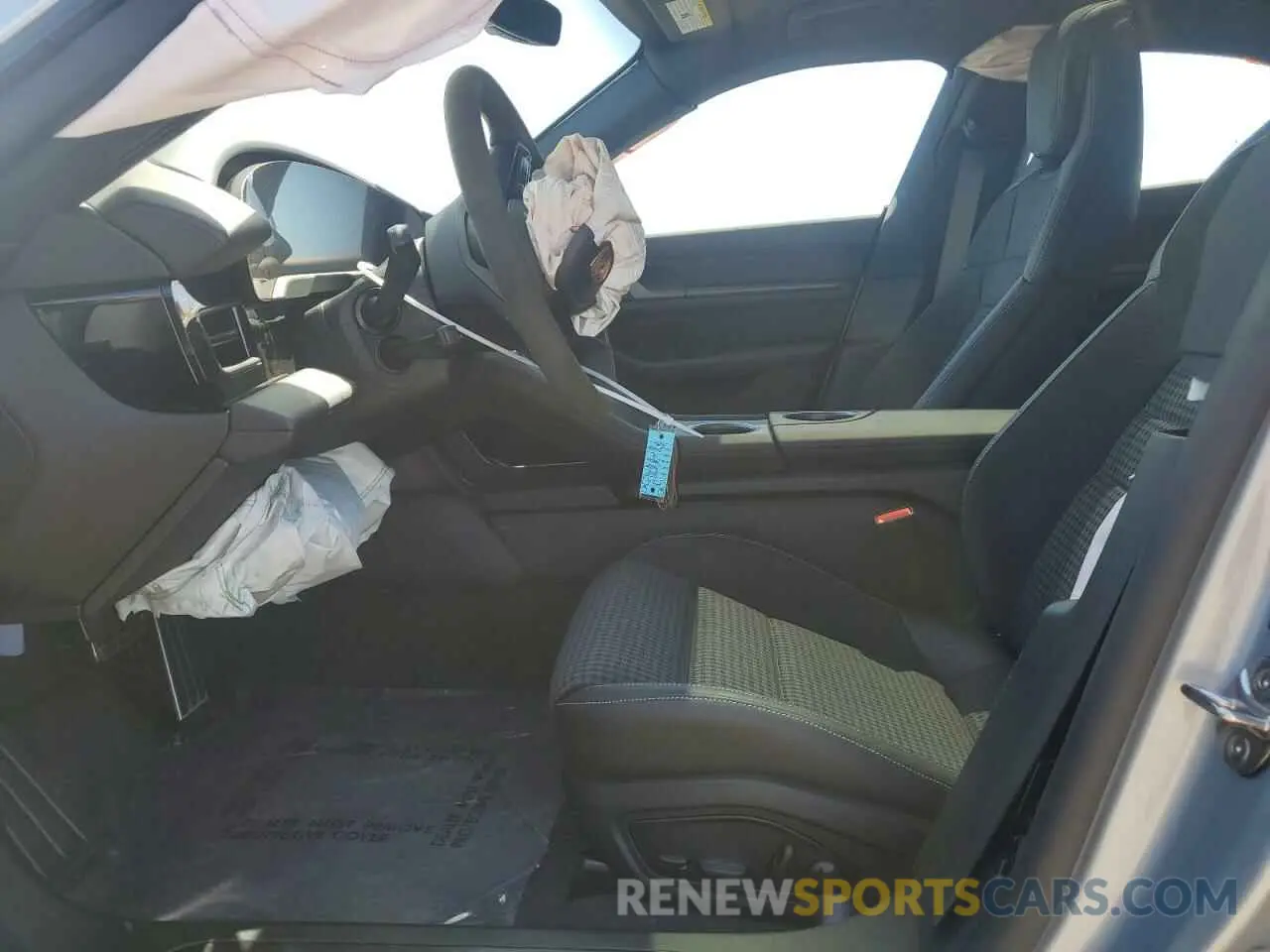 7 Photograph of a damaged car WP0AA2Y11SSA09777 PORSCHE TAYCAN 2025