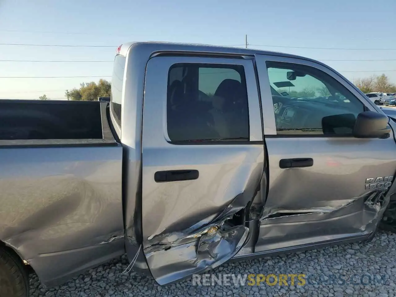 11 Photograph of a damaged car 1C6RR6FG0KS674474 RAM 1500 2019