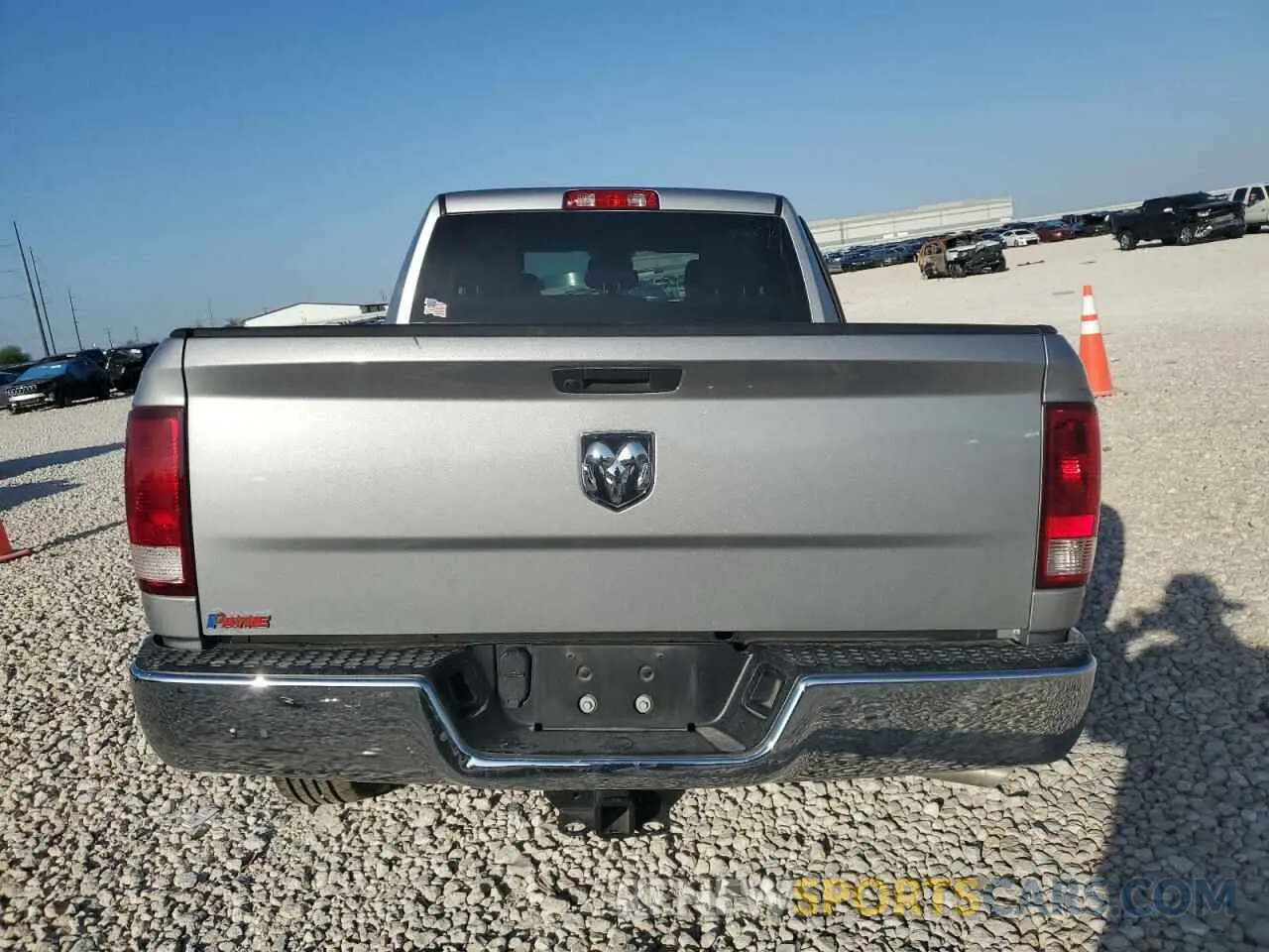 6 Photograph of a damaged car 1C6RR6FG0KS674474 RAM 1500 2019