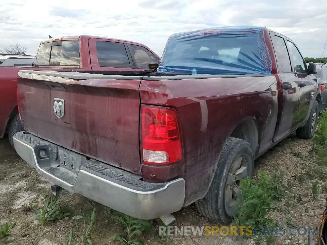 3 Photograph of a damaged car 1C6RR6FG0KS733202 RAM 1500 2019