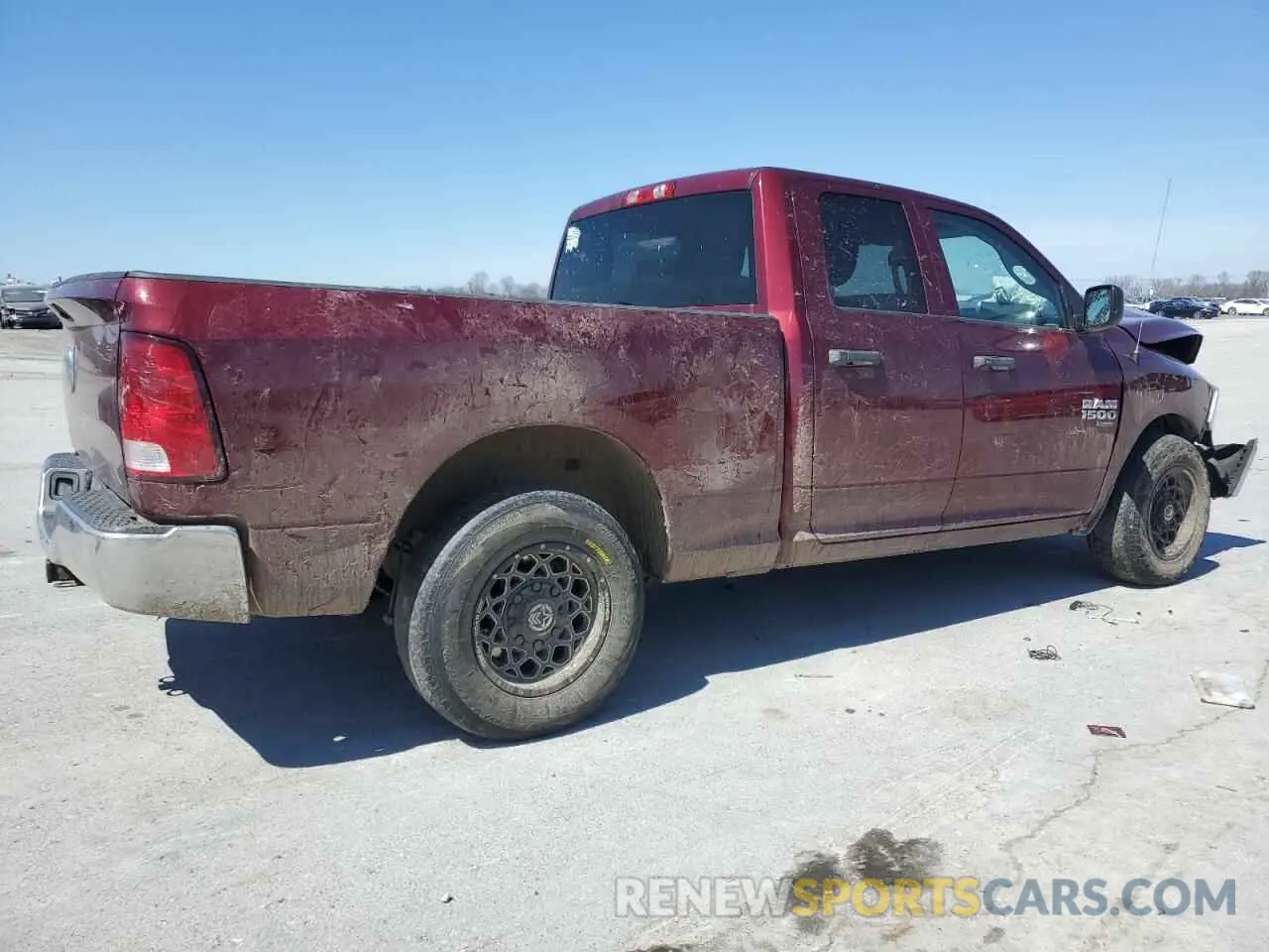 3 Photograph of a damaged car 1C6RR6FG1KS555428 RAM 1500 2019