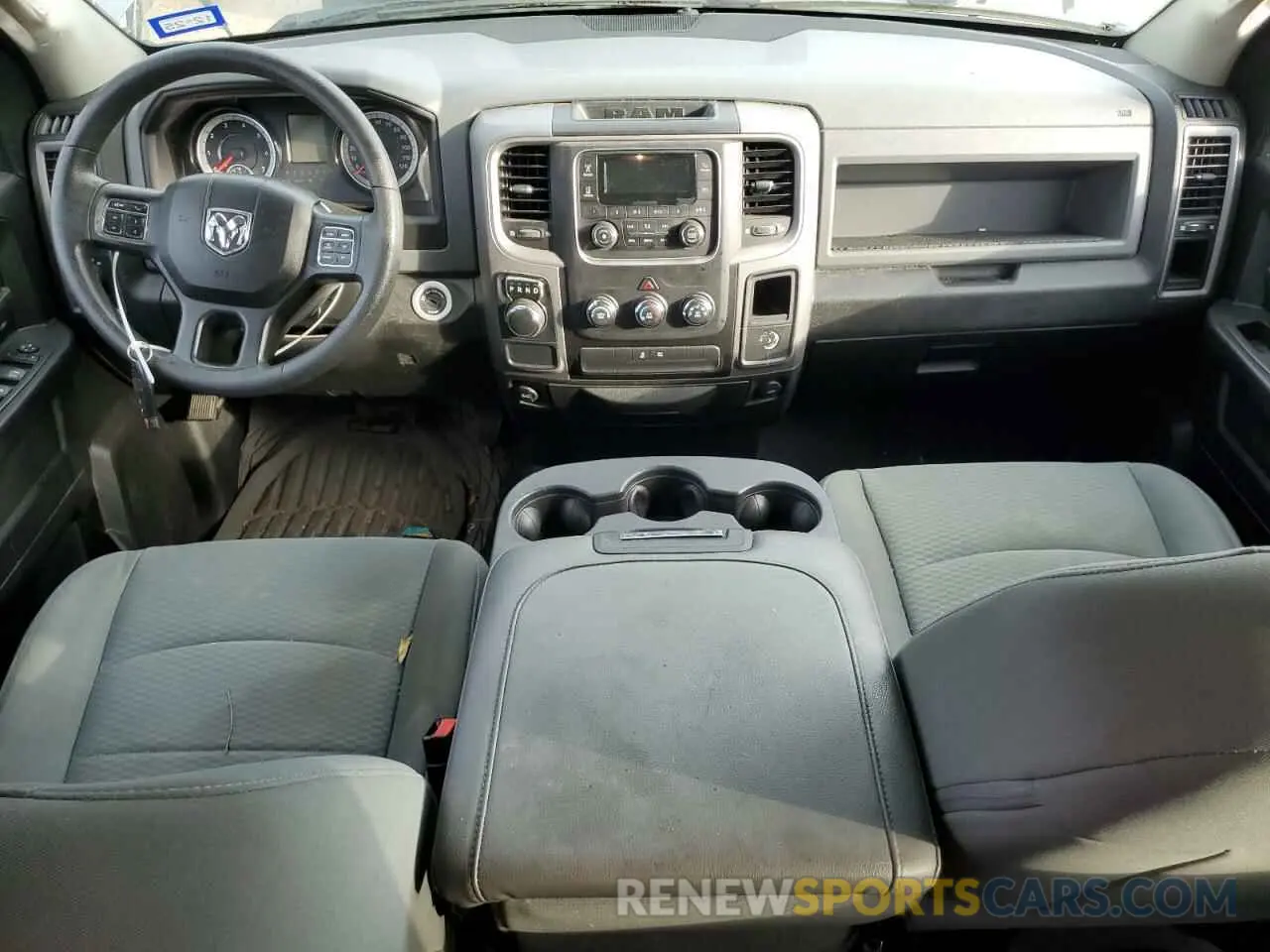 8 Photograph of a damaged car 1C6RR6FG1KS722564 RAM 1500 2019