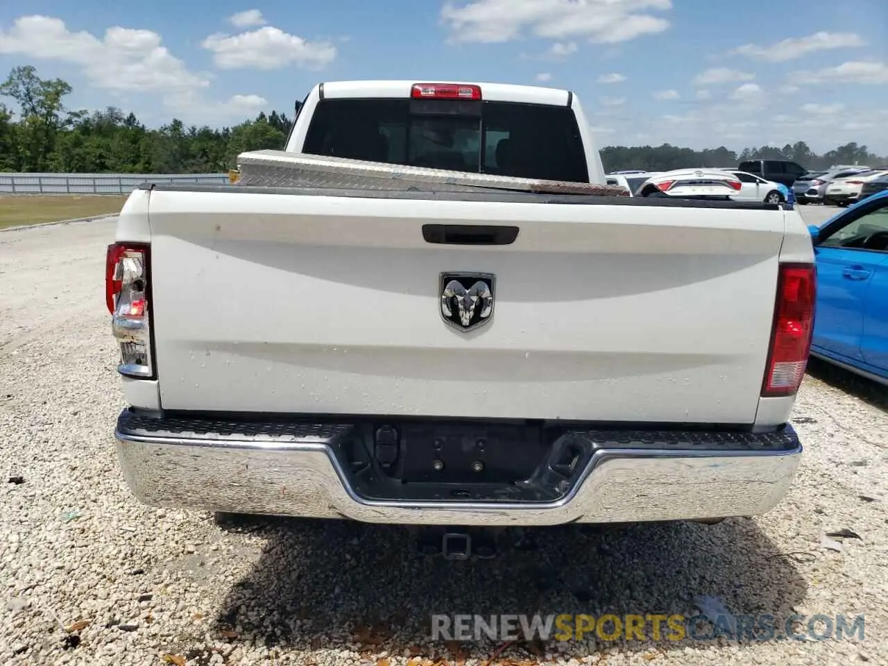 6 Photograph of a damaged car 1C6RR6FG6KS628714 RAM 1500 2019