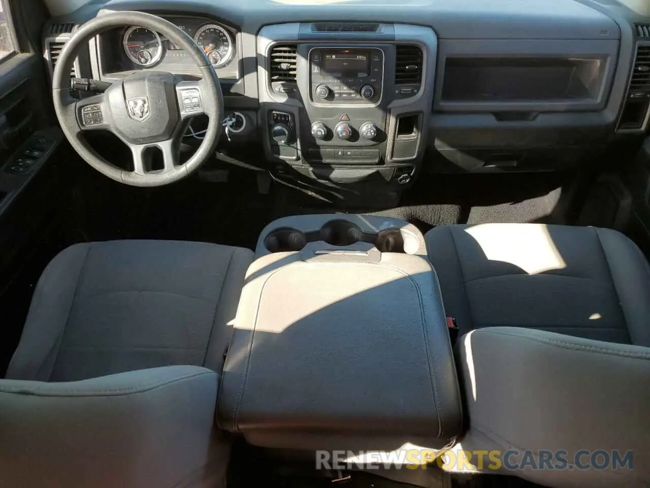 8 Photograph of a damaged car 1C6RR6FG7KS546460 RAM 1500 2019
