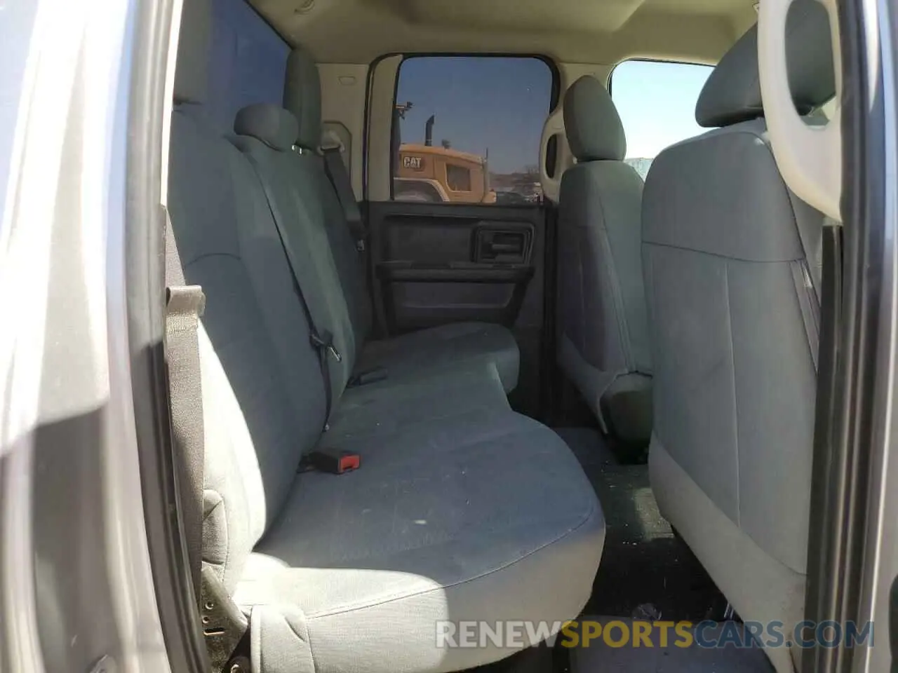 10 Photograph of a damaged car 1C6RR6FT2KS604763 RAM 1500 2019