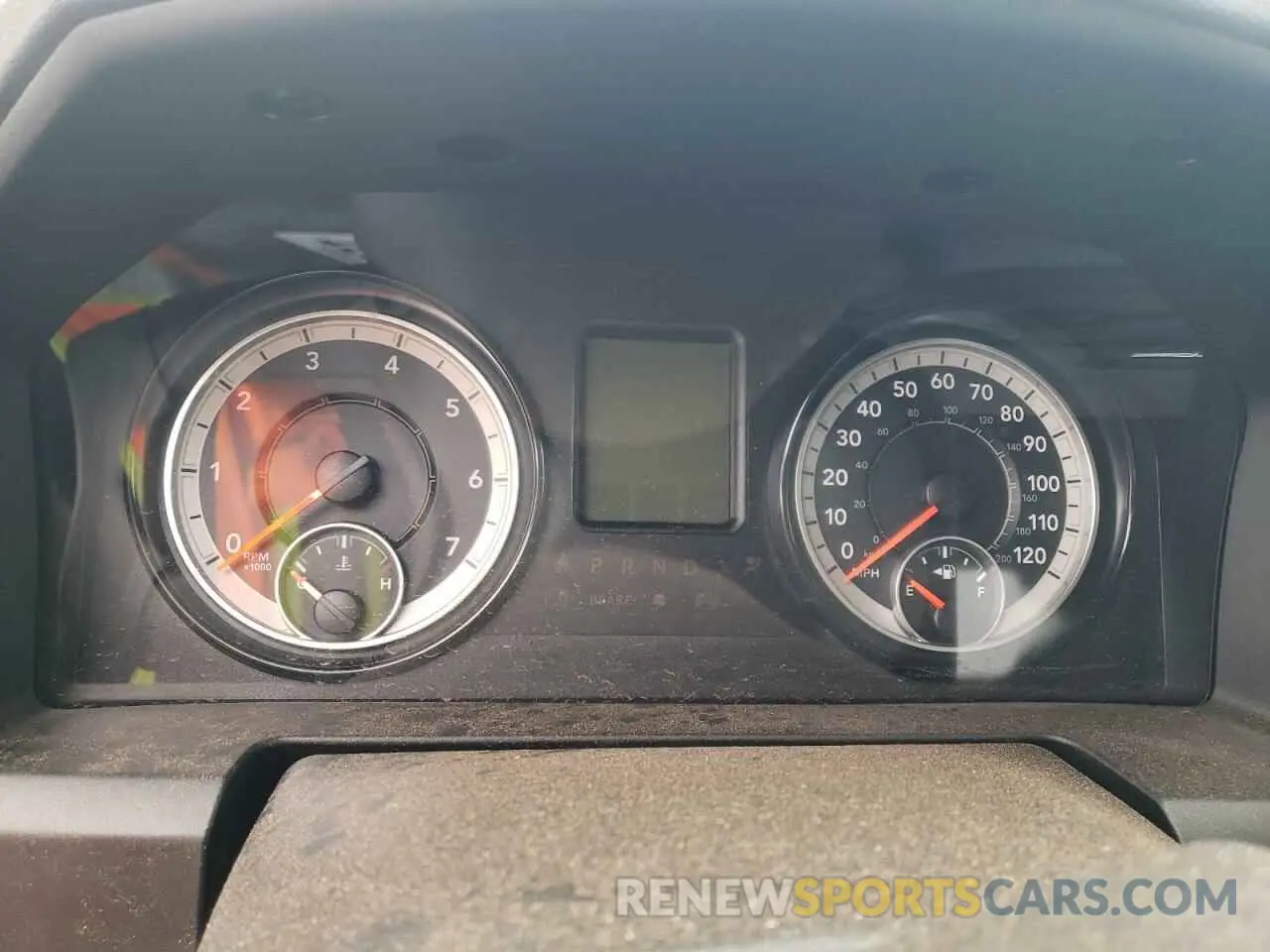 9 Photograph of a damaged car 1C6RR6FT3KS546291 RAM 1500 2019