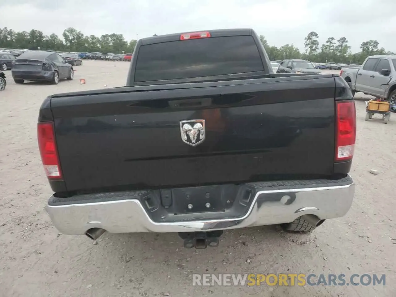 6 Photograph of a damaged car 1C6RR6FT9KS540396 RAM 1500 2019