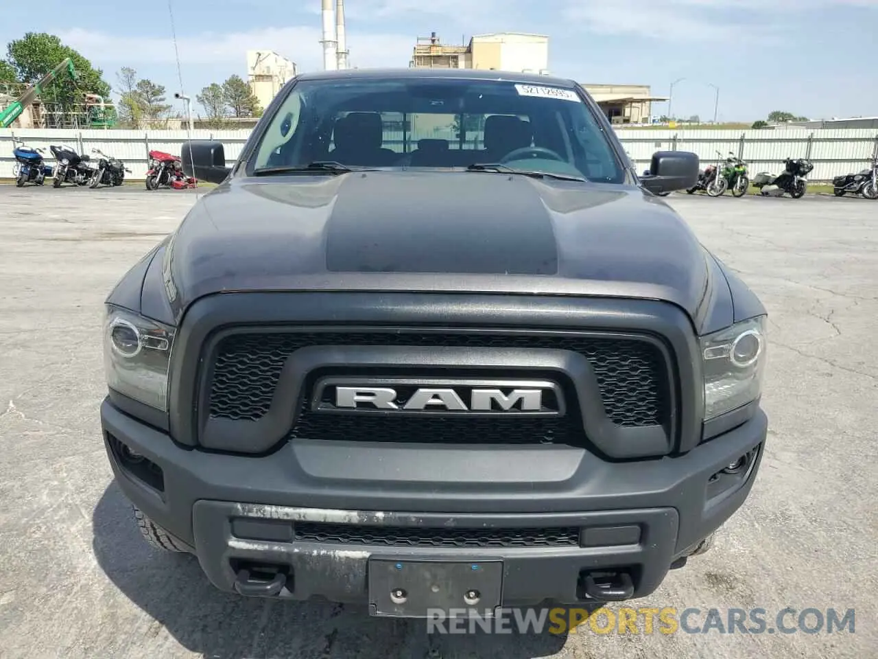 5 Photograph of a damaged car 1C6RR6GG6KS670928 RAM 1500 2019