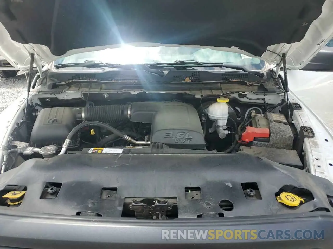 11 Photograph of a damaged car 1C6RR6GG7KS616523 RAM 1500 2019