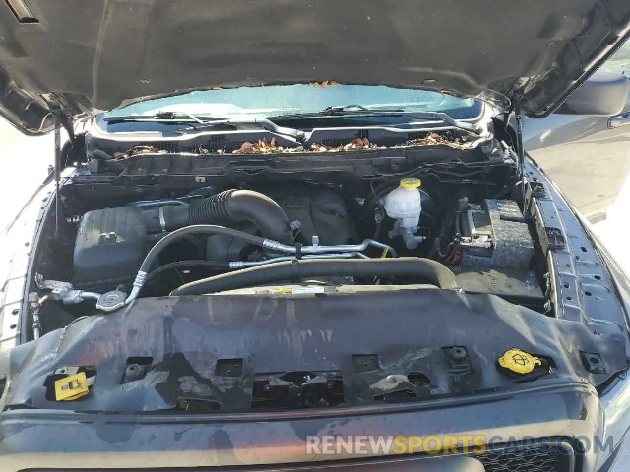 11 Photograph of a damaged car 1C6RR6GTXKS724261 RAM 1500 2019