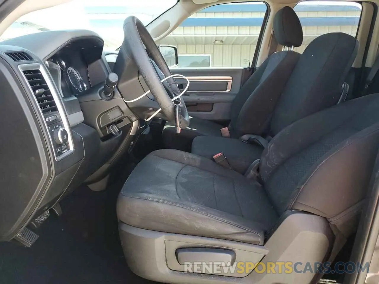7 Photograph of a damaged car 1C6RR6GTXKS724261 RAM 1500 2019