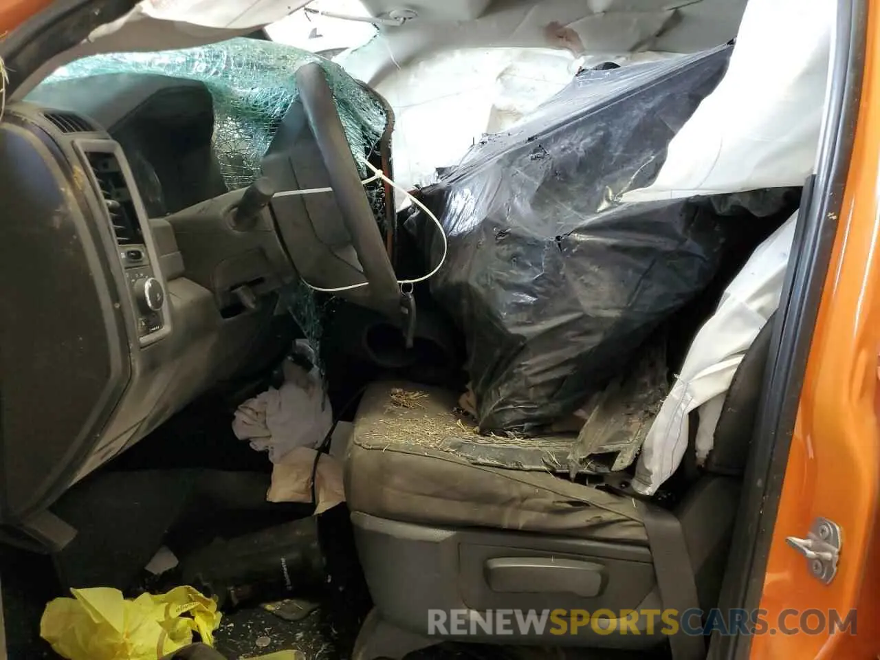 7 Photograph of a damaged car 1C6RR6KT2KS622721 RAM 1500 2019