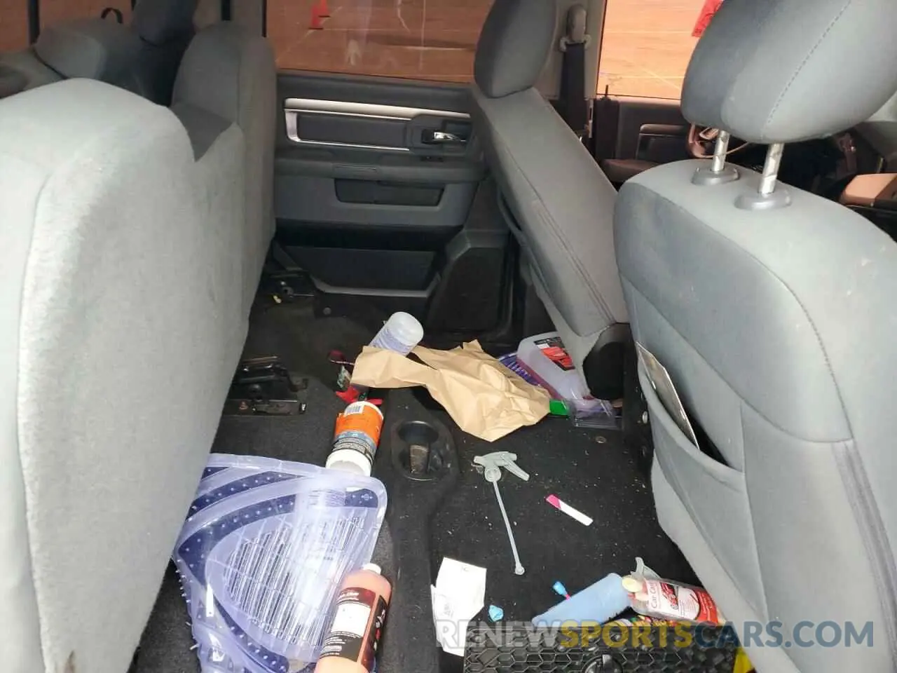 10 Photograph of a damaged car 1C6RR6LT0KS528903 RAM 1500 2019