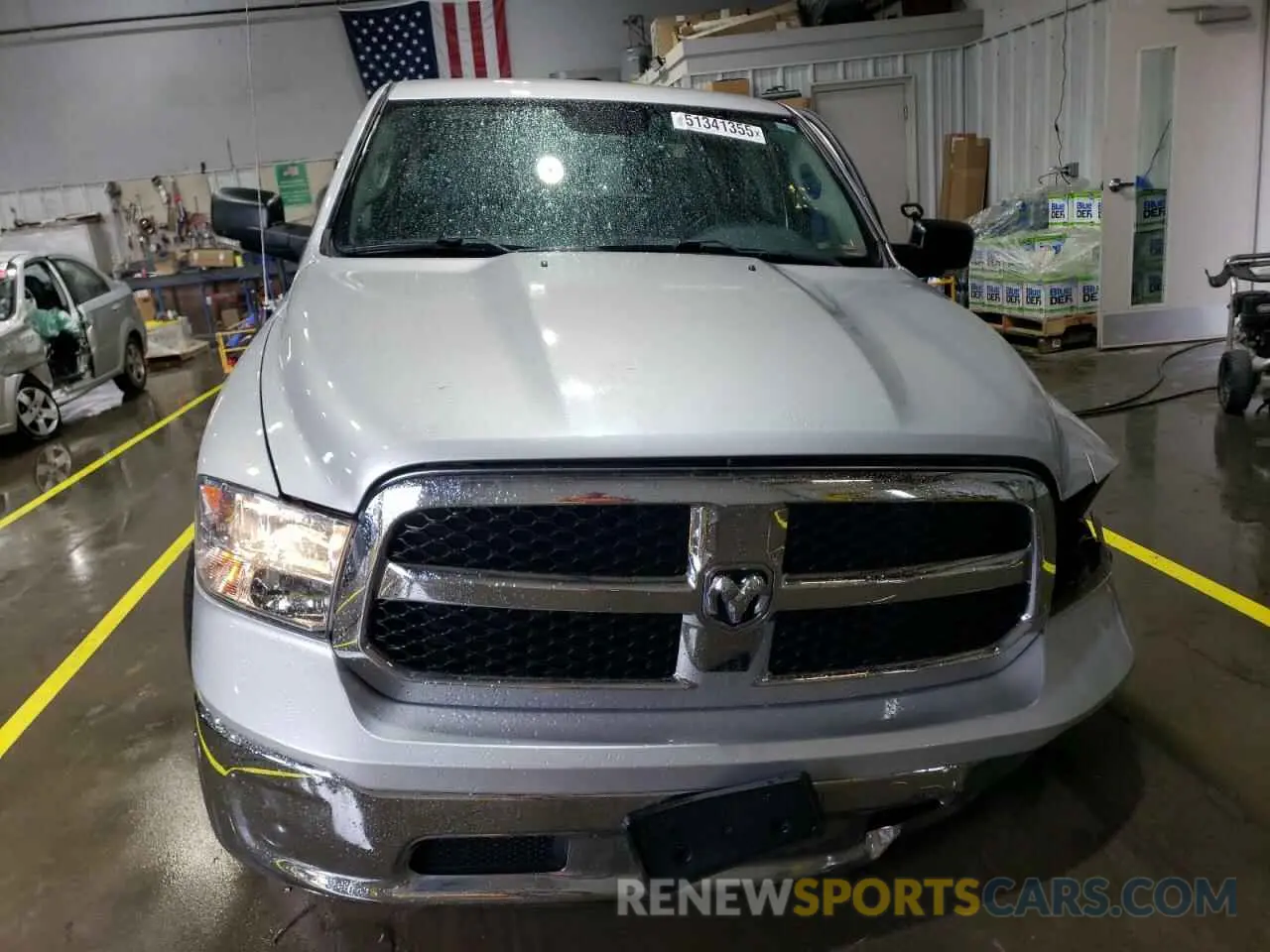 5 Photograph of a damaged car 1C6RR6LT0KS549041 RAM 1500 2019