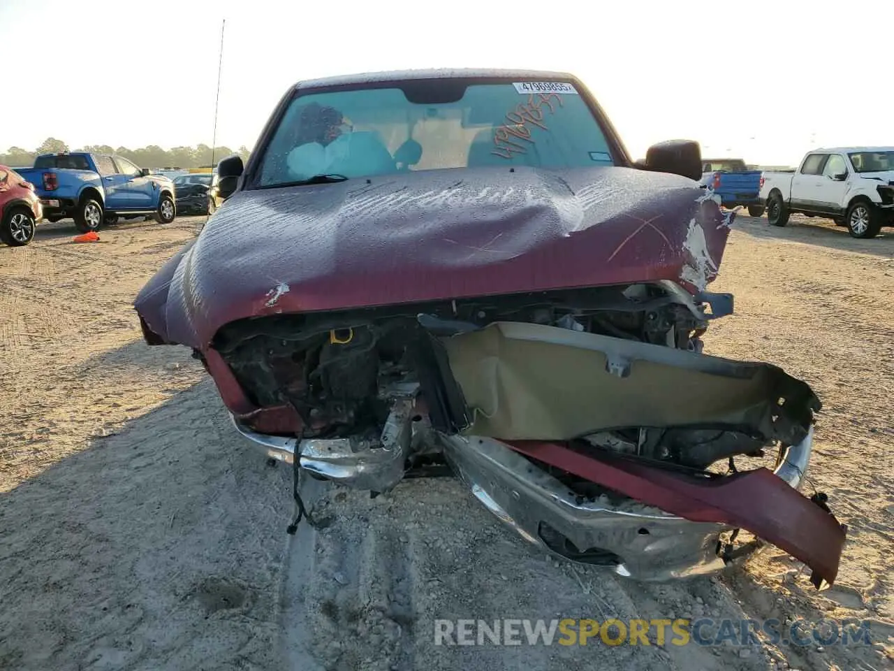 5 Фотография поврежденного автомобиля 1C6RR6LT4KS573777 RAM 1500 2019