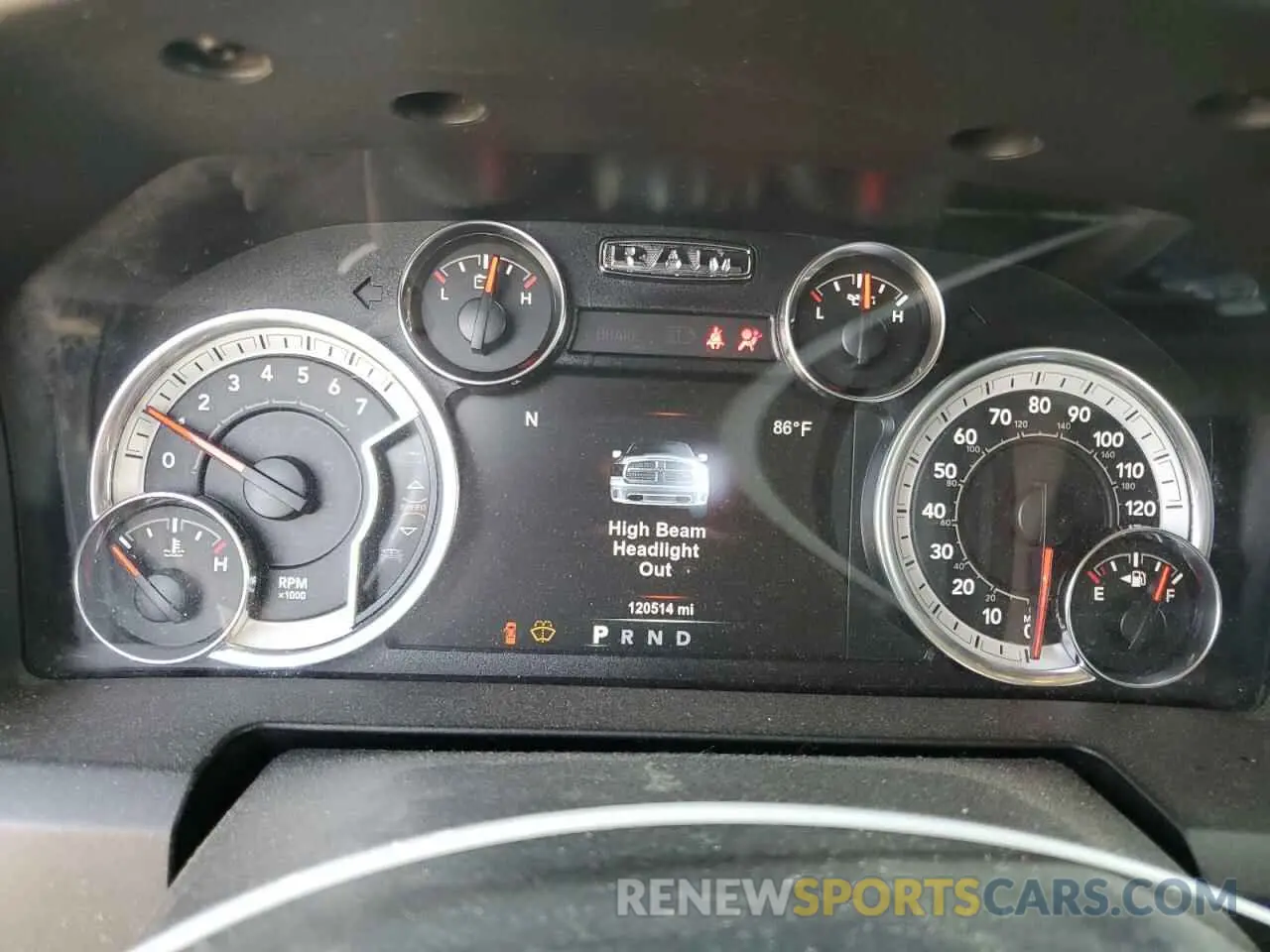9 Photograph of a damaged car 1C6RR6LT4KS573942 RAM 1500 2019