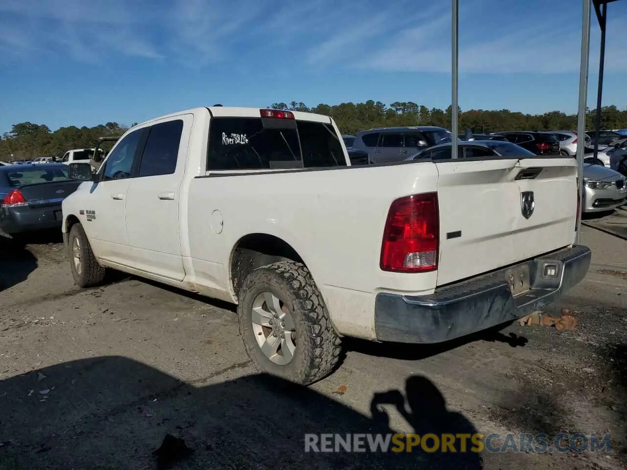 2 Photograph of a damaged car 1C6RR6TT2KS657581 RAM 1500 2019