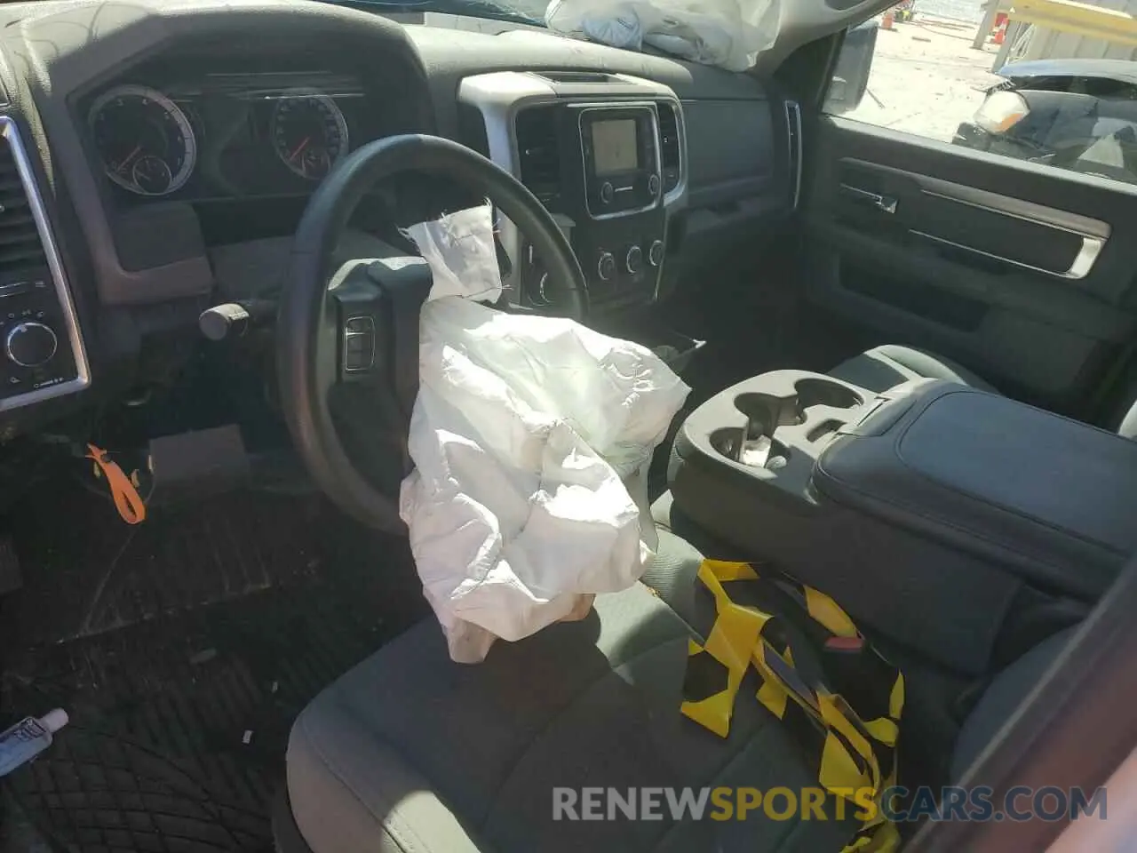 8 Photograph of a damaged car 1C6RR6TT6KS571867 RAM 1500 2019