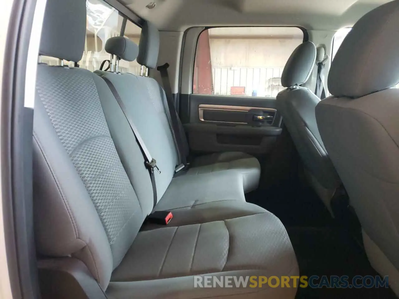 10 Photograph of a damaged car 1C6RR6TT8KS693548 RAM 1500 2019