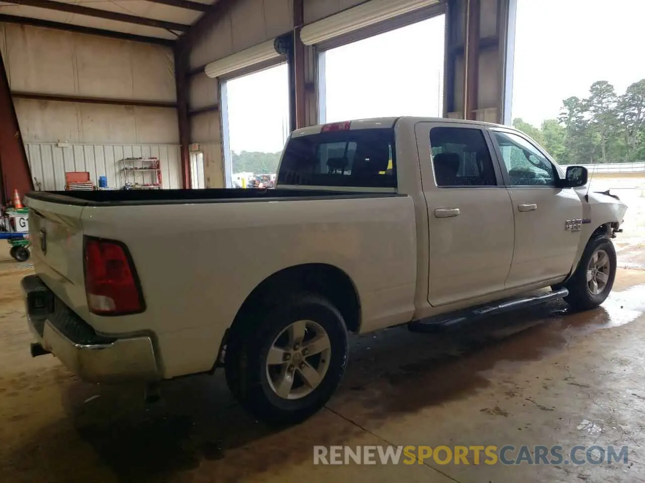 3 Photograph of a damaged car 1C6RR6TT8KS693548 RAM 1500 2019