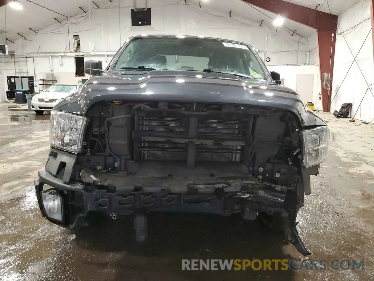5 Photograph of a damaged car 1C6RR7FG0KS589706 RAM 1500 2019