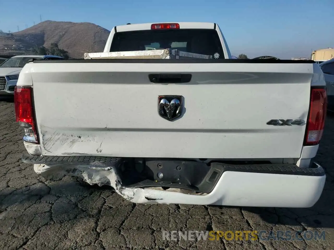 6 Photograph of a damaged car 1C6RR7FG4KS639166 RAM 1500 2019