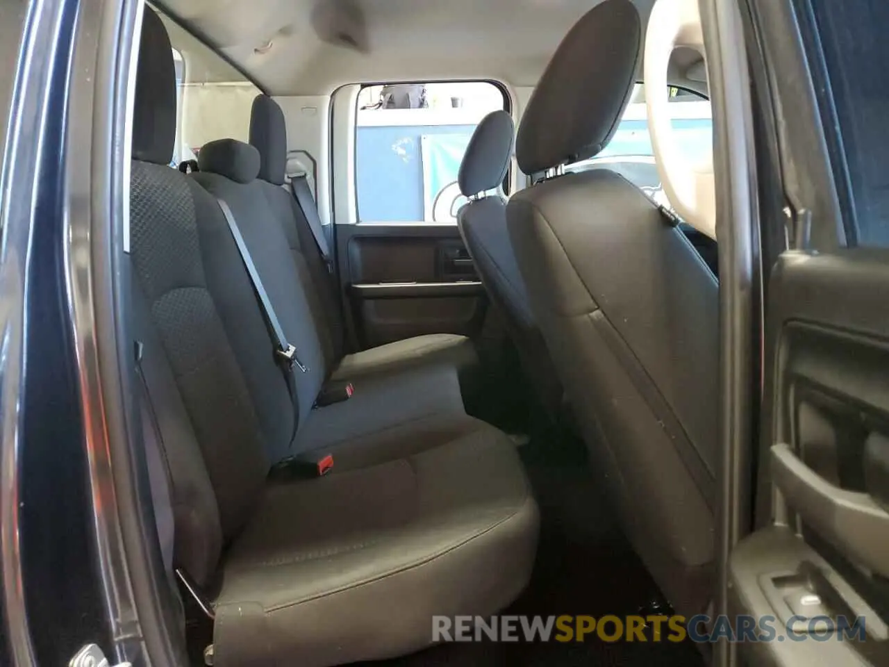 10 Photograph of a damaged car 1C6RR7FG5KS589782 RAM 1500 2019