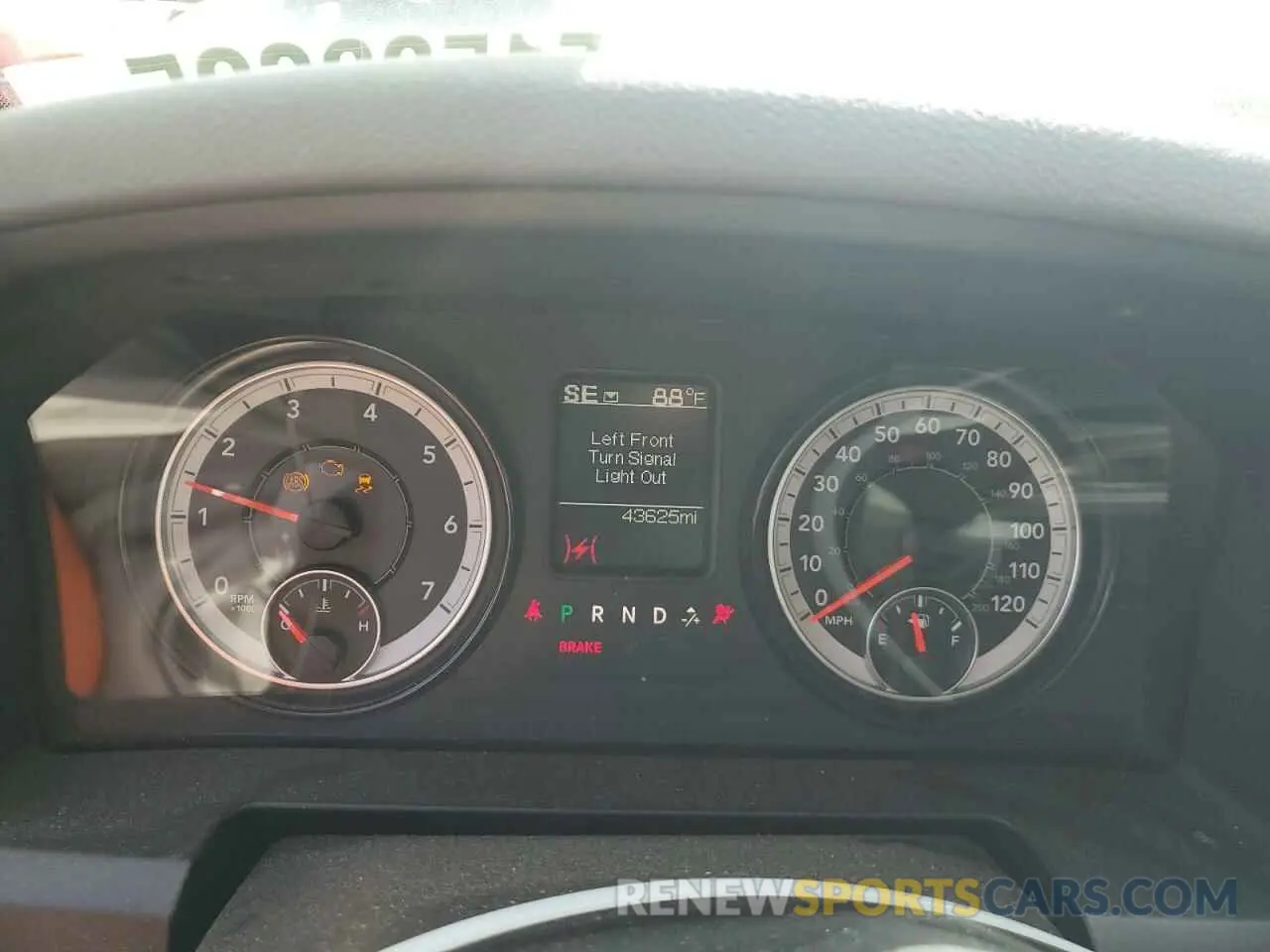 9 Photograph of a damaged car 1C6RR7FG7KS533780 RAM 1500 2019