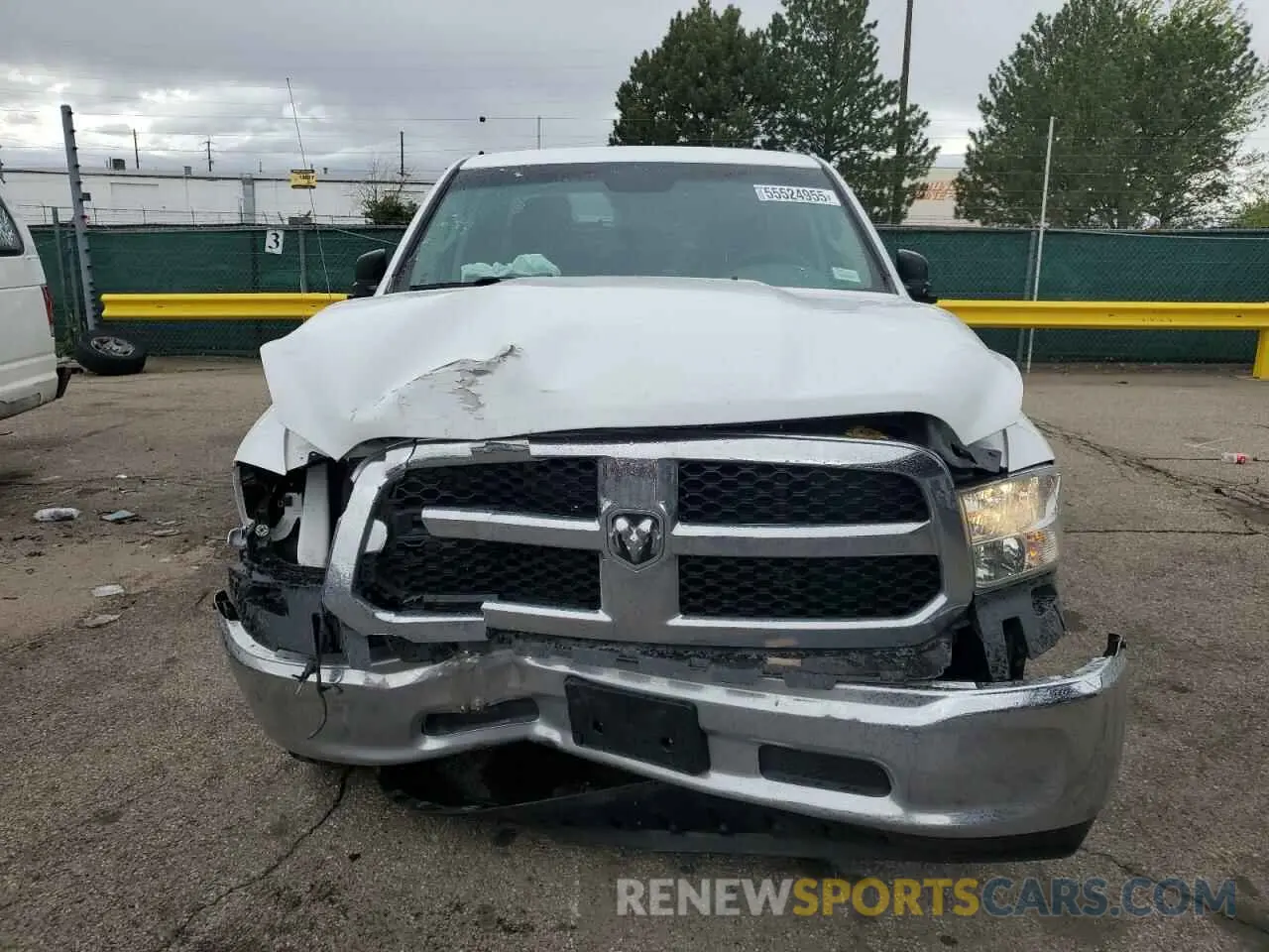 5 Photograph of a damaged car 1C6RR7FT0KS601432 RAM 1500 2019