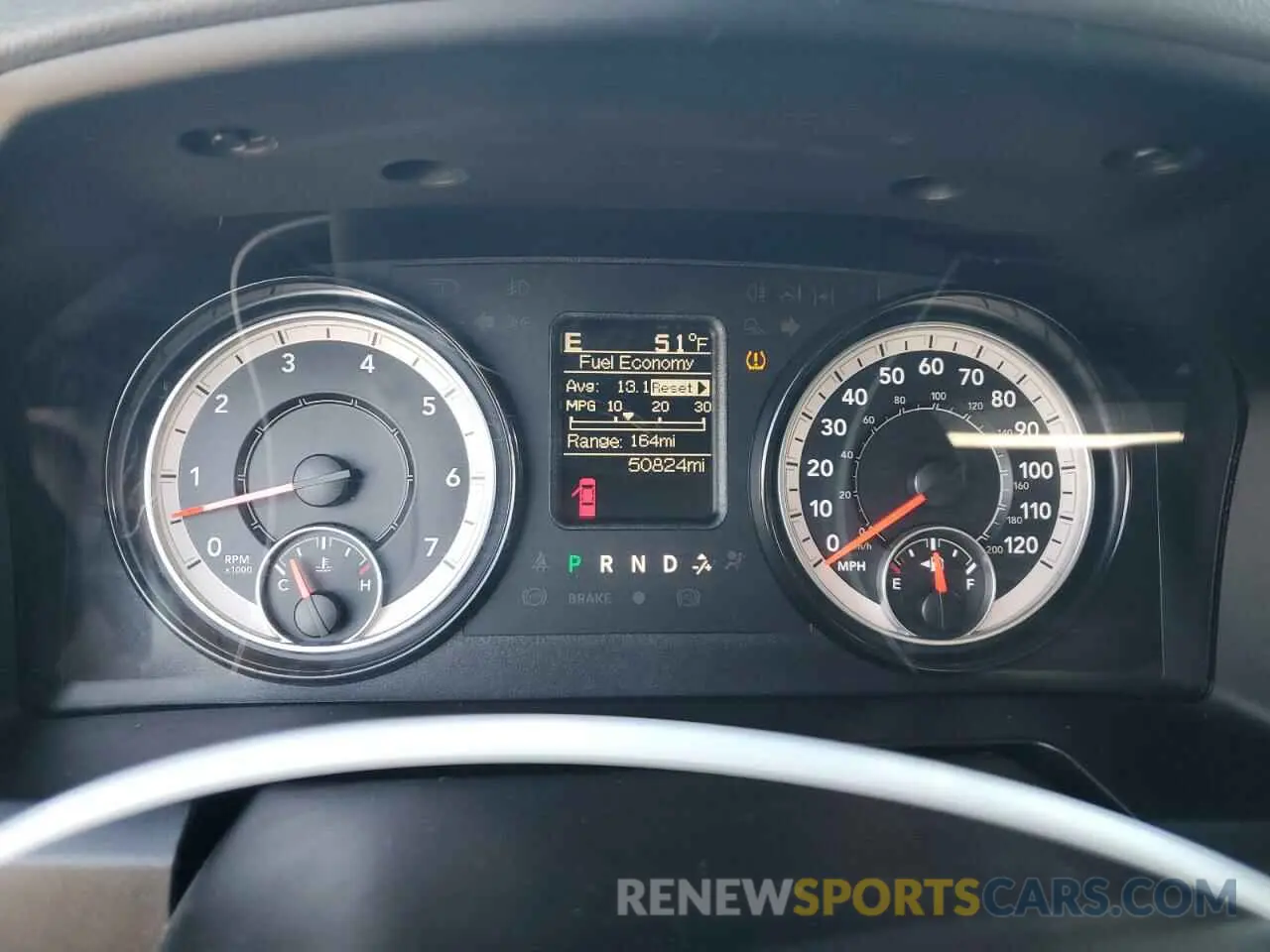 9 Photograph of a damaged car 1C6RR7FT1KS503672 RAM 1500 2019