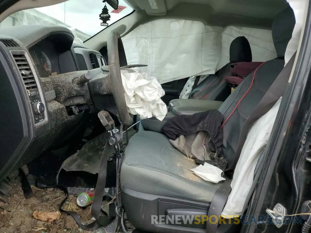 7 Photograph of a damaged car 1C6RR7FT1KS579134 RAM 1500 2019