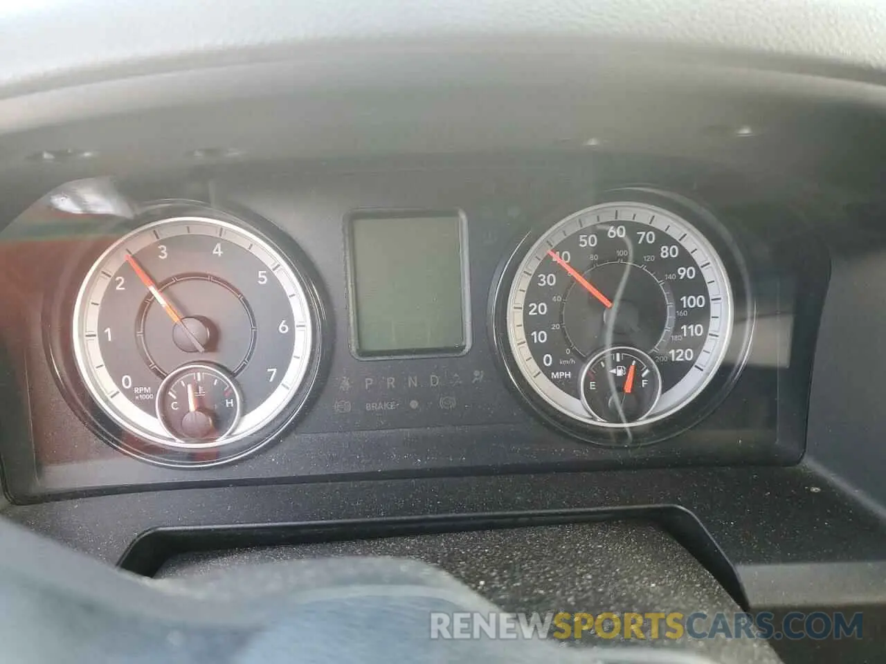 9 Photograph of a damaged car 1C6RR7KG2KS672110 RAM 1500 2019